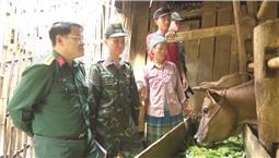 Giúp dân vượt khó, vươn lên thoát nghèo